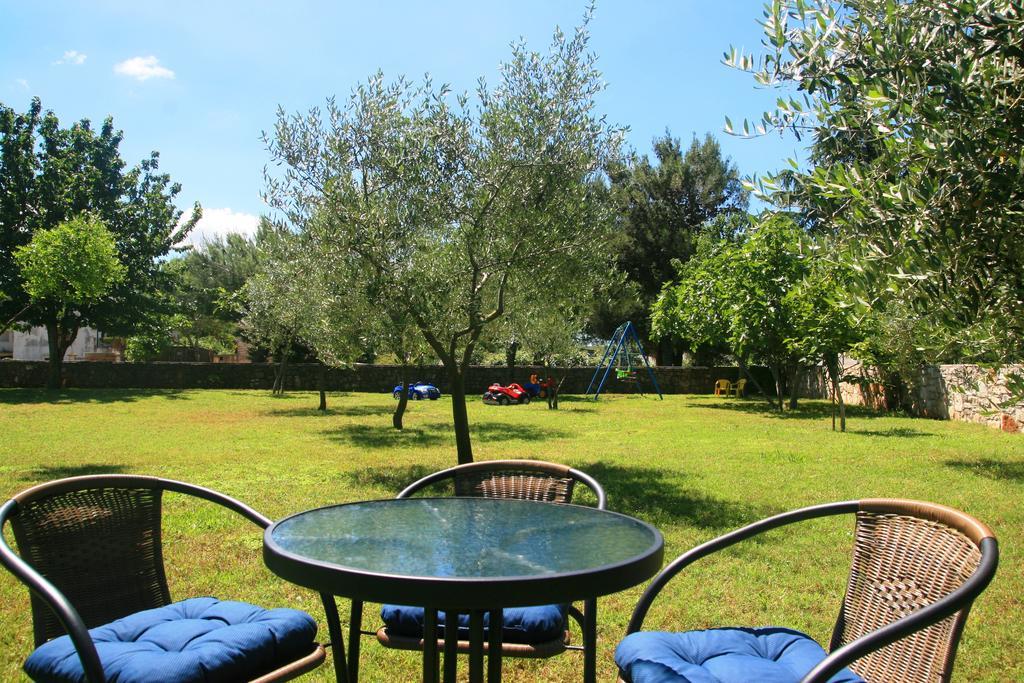 Korsa Apartment Sveti Lovreč Pazenatički Bagian luar foto